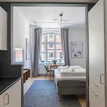 Perfect Couples Retreat In Urban Area Apartment *