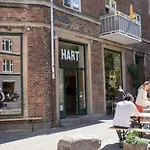 Perfect Couples Retreat In Urban Area 公寓 *