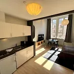 Perfect Couples Retreat In Urban Area