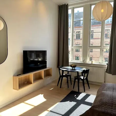 Perfect Couples Retreat In Urban Area Lejlighed